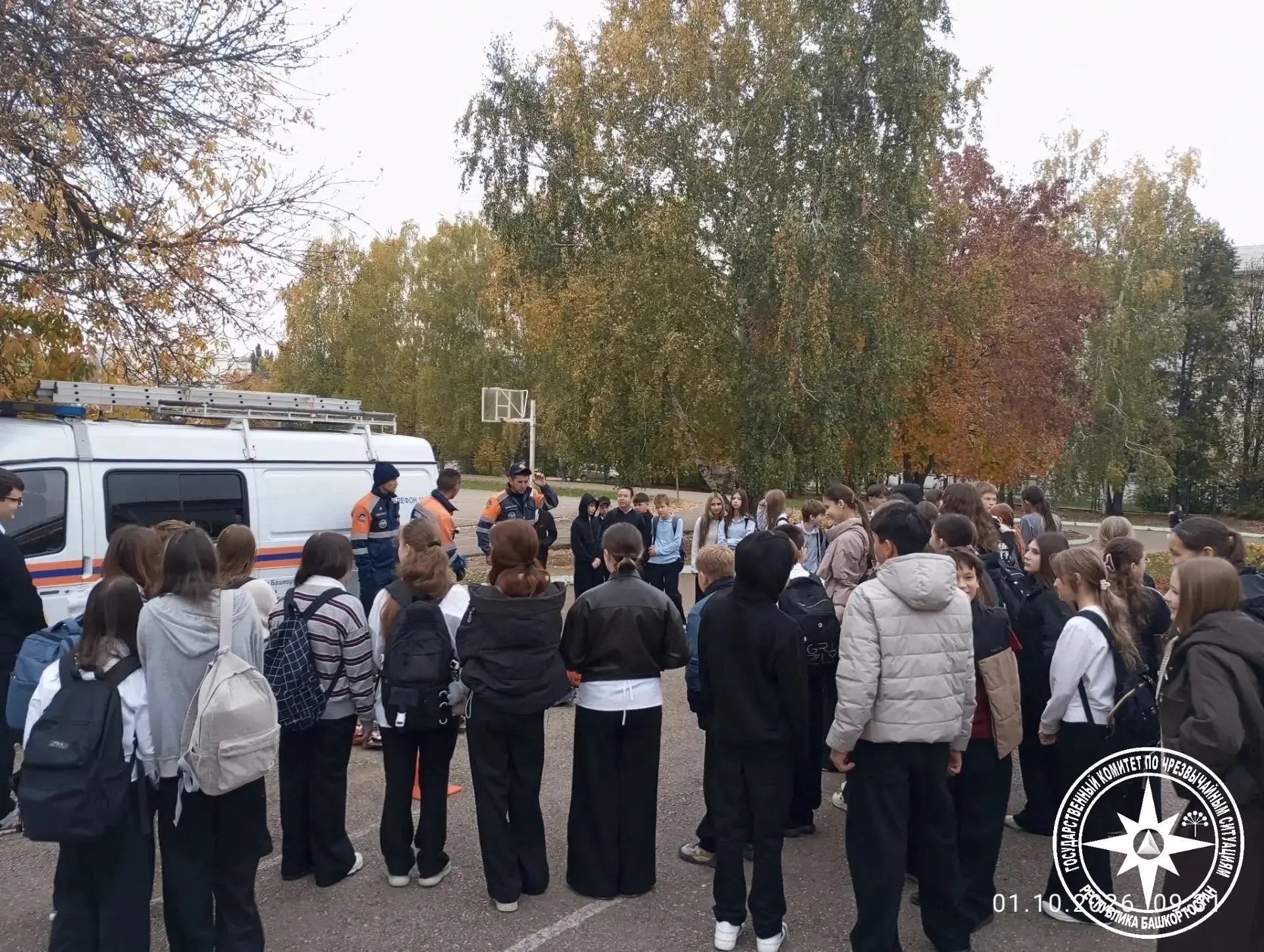 Спасатели Госкомитета РБ по ЧС провели открытые уроки по основам безопасности жизнедеят...
