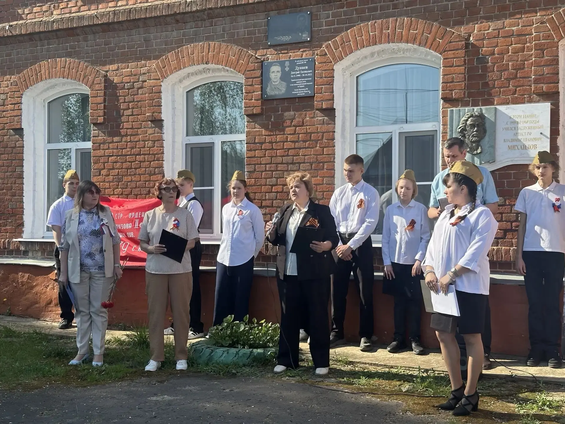 День Памяти! Сегодня  в корпусе состоялась торжественная линейка, посвящённая 81 годовщине  Победы в