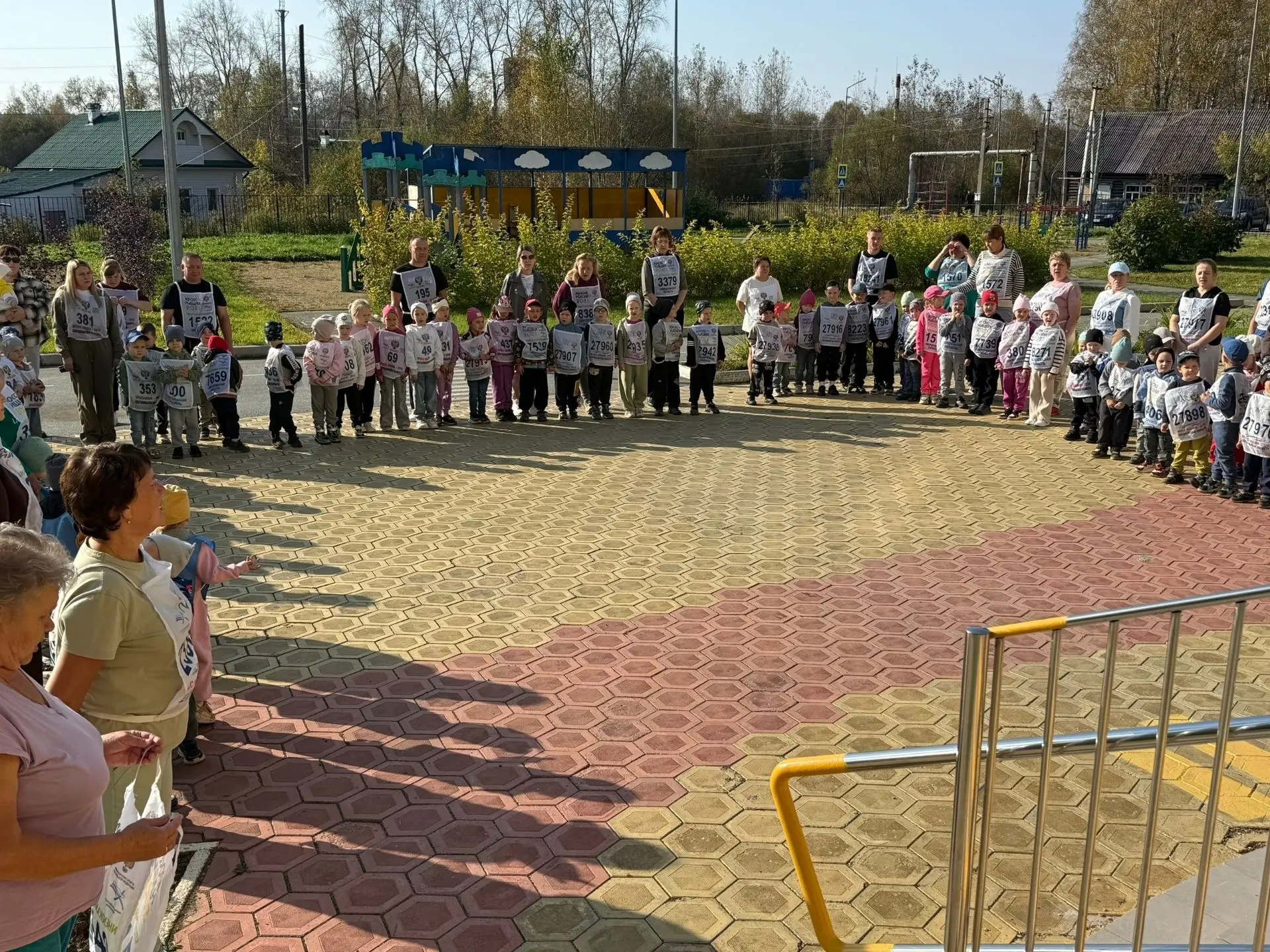 В осенний солнечный день в нашем детском саду традиционно прошла декада бега, посвященн...