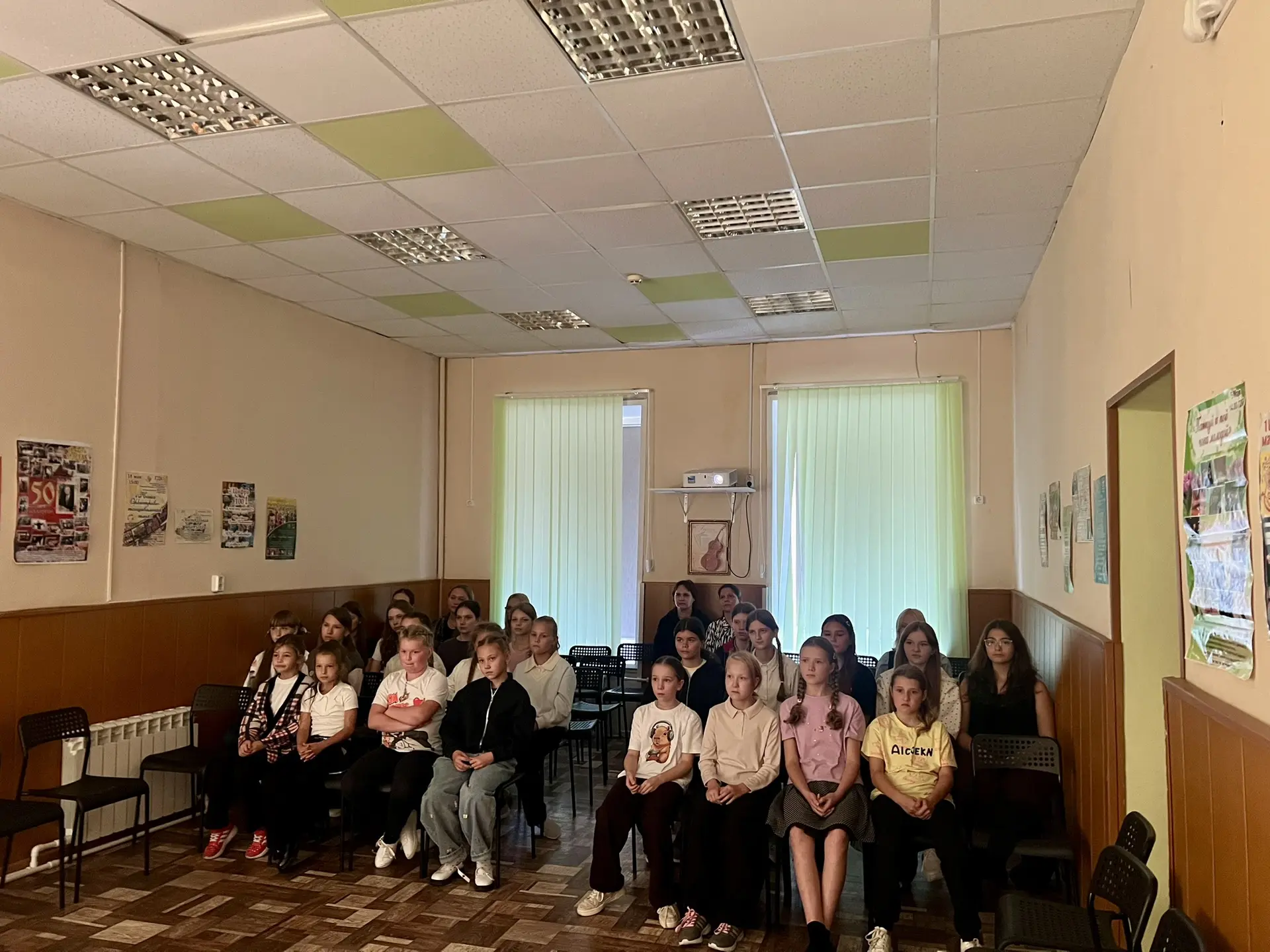 📆3 сентября, в День солидарности в борьбе с терроризмом, учащиеся Детской школы искусс...