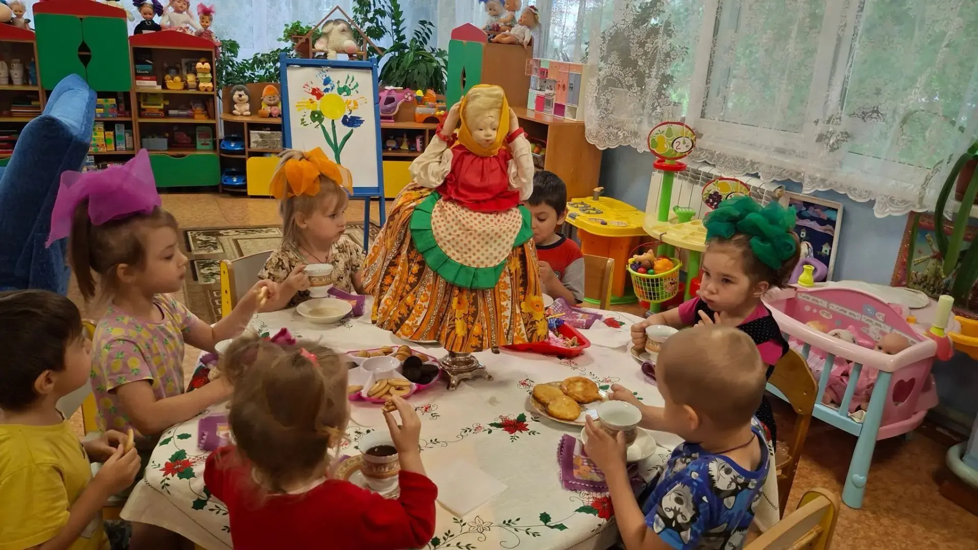 🍵🍰🍬 «Посиделки у самовара» - это мероприятие направлено формирование навыков культурного поведени