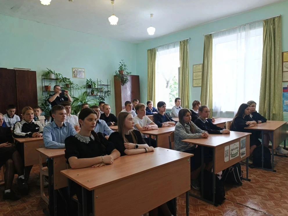 📢 В рамках социальной акции «Внимание, дети!» в нашей школе прошла серия мероприятий, ...