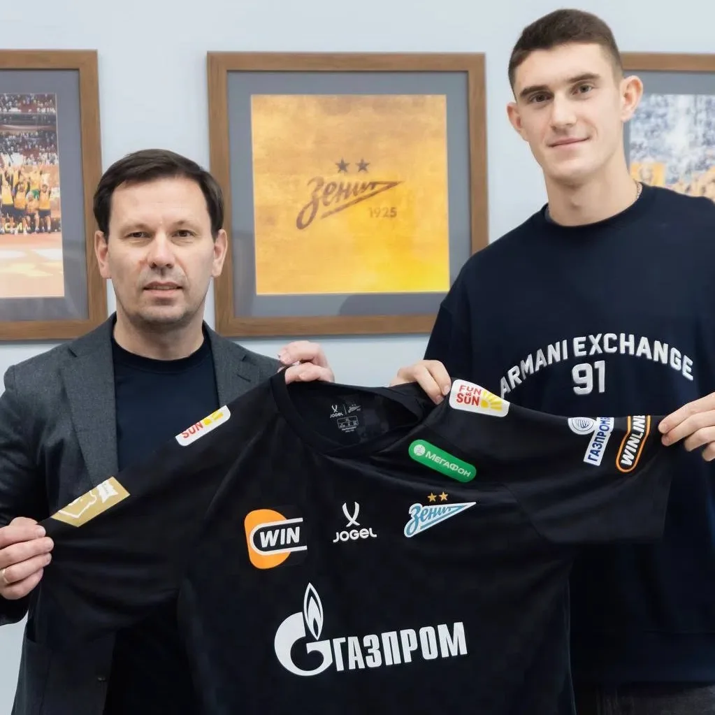 ⚡️⚡️🇷🇺 ОФИЦИАЛЬНО | Вратарь «Сочи» Александр Дёгтев перешел в «Зенит»