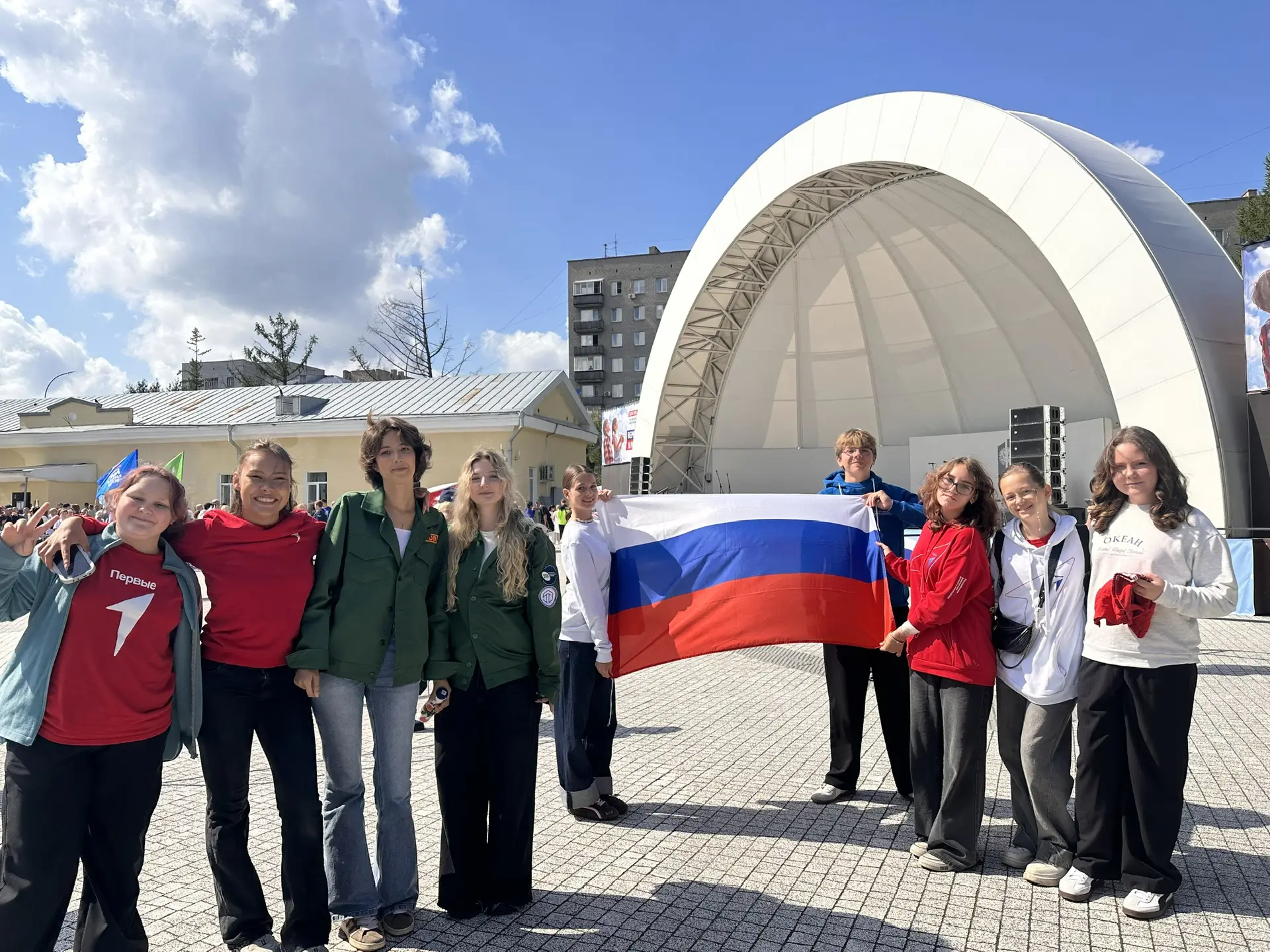 🇷🇺 День Государственного флага РФ в Центральном парке Новосибирска!