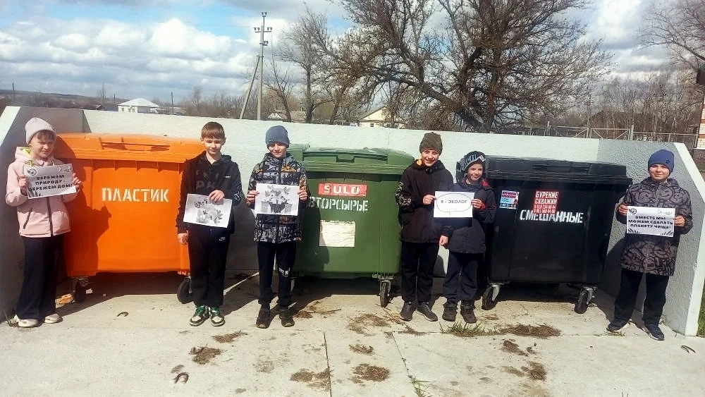 ✅ На территории Бутурлиновского района проходят трогательные и очень важные экологические акции: юны