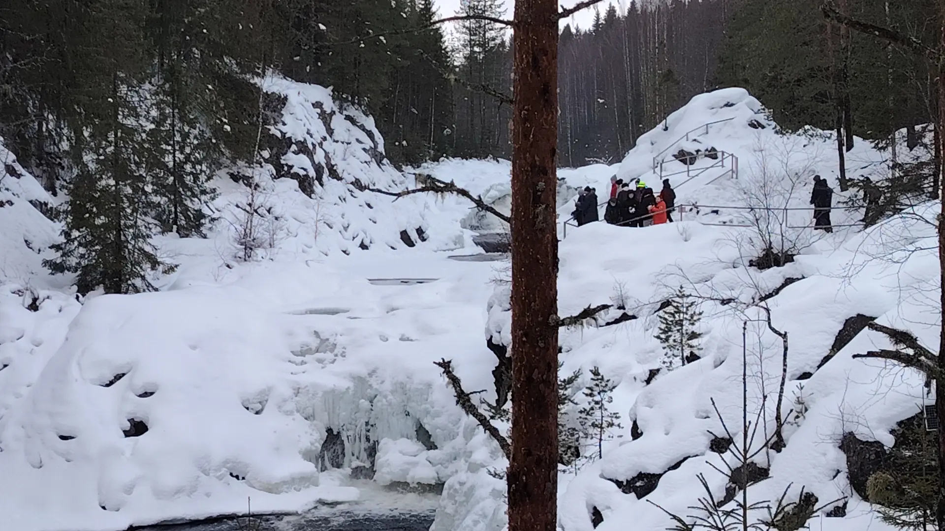 ⛰ Последний день в Карелии: шунгит, легенды и величественный Кивач  Наше большое путешествие по Каре