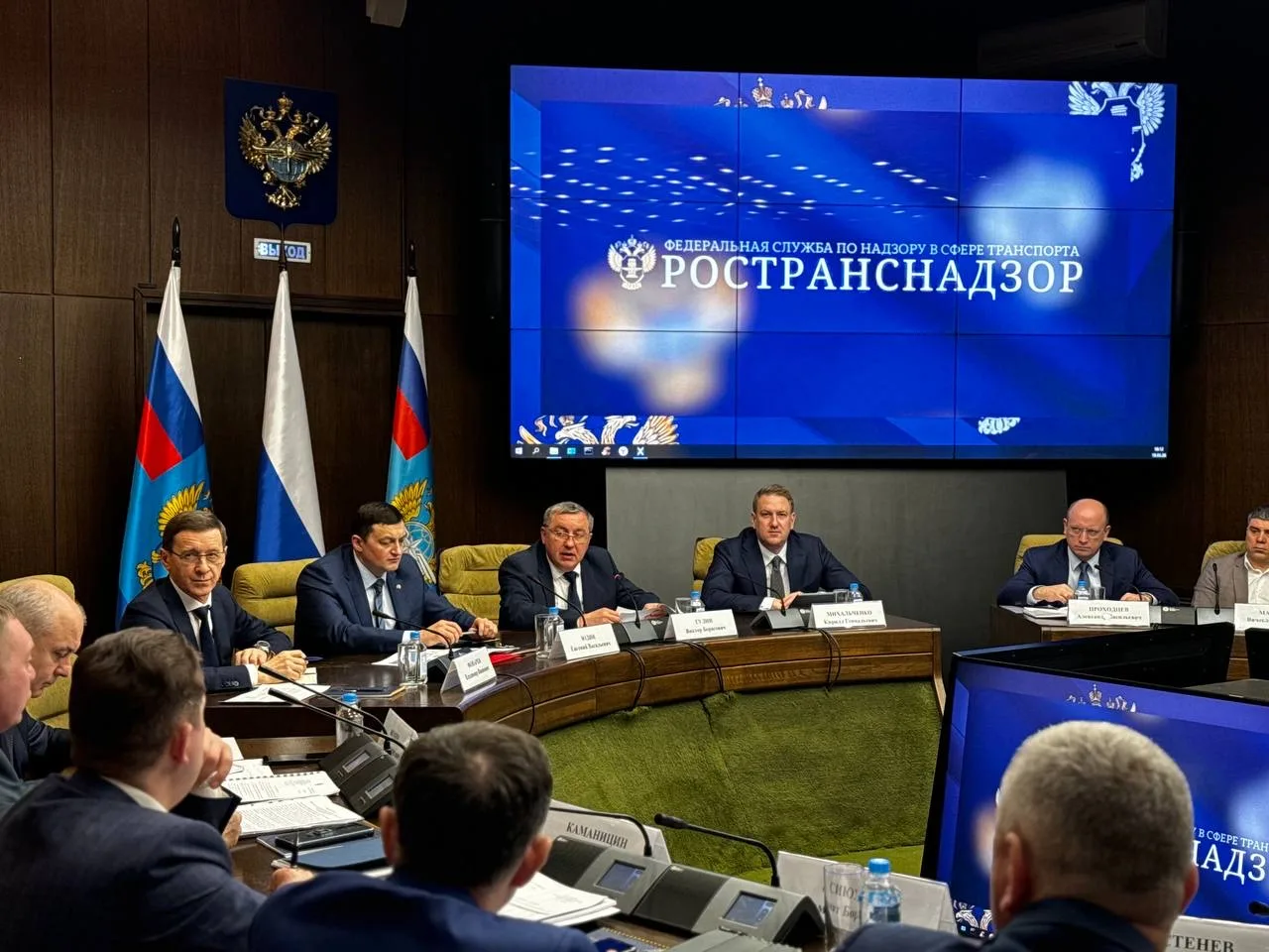Итоги деятельности Ространснадзора за 2025 год и задачи на 2026 год обсудили на совещании под руково