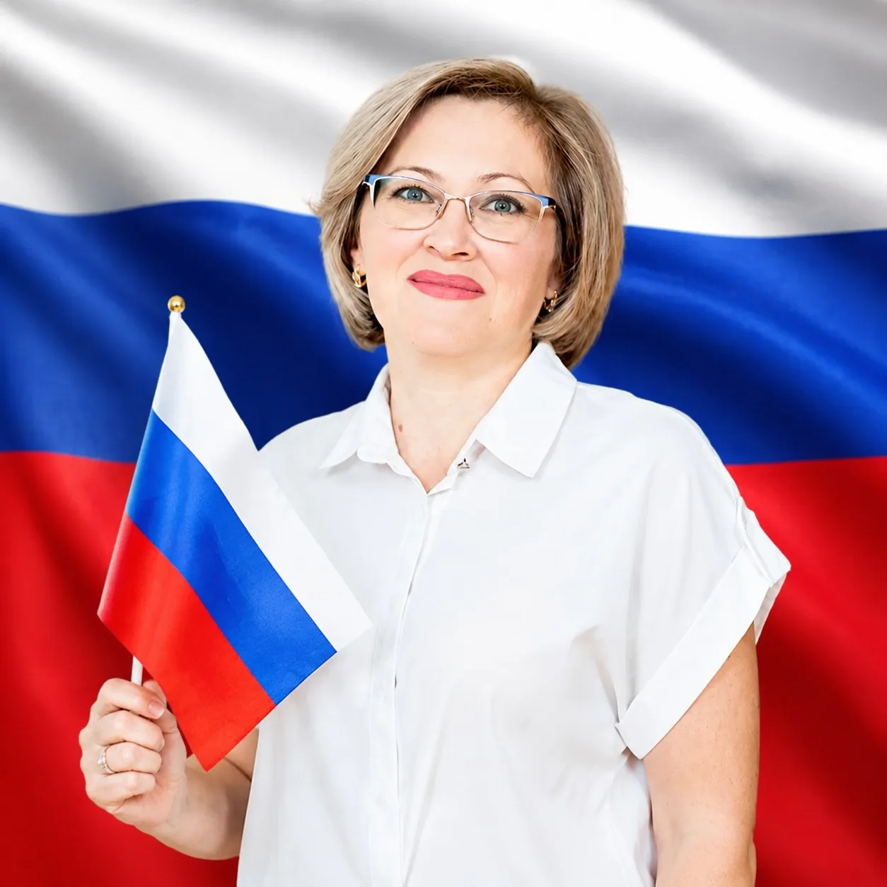 🎉 Коллектив нашего детского сада поздравляет всех с Днём Государственного флага Россий...