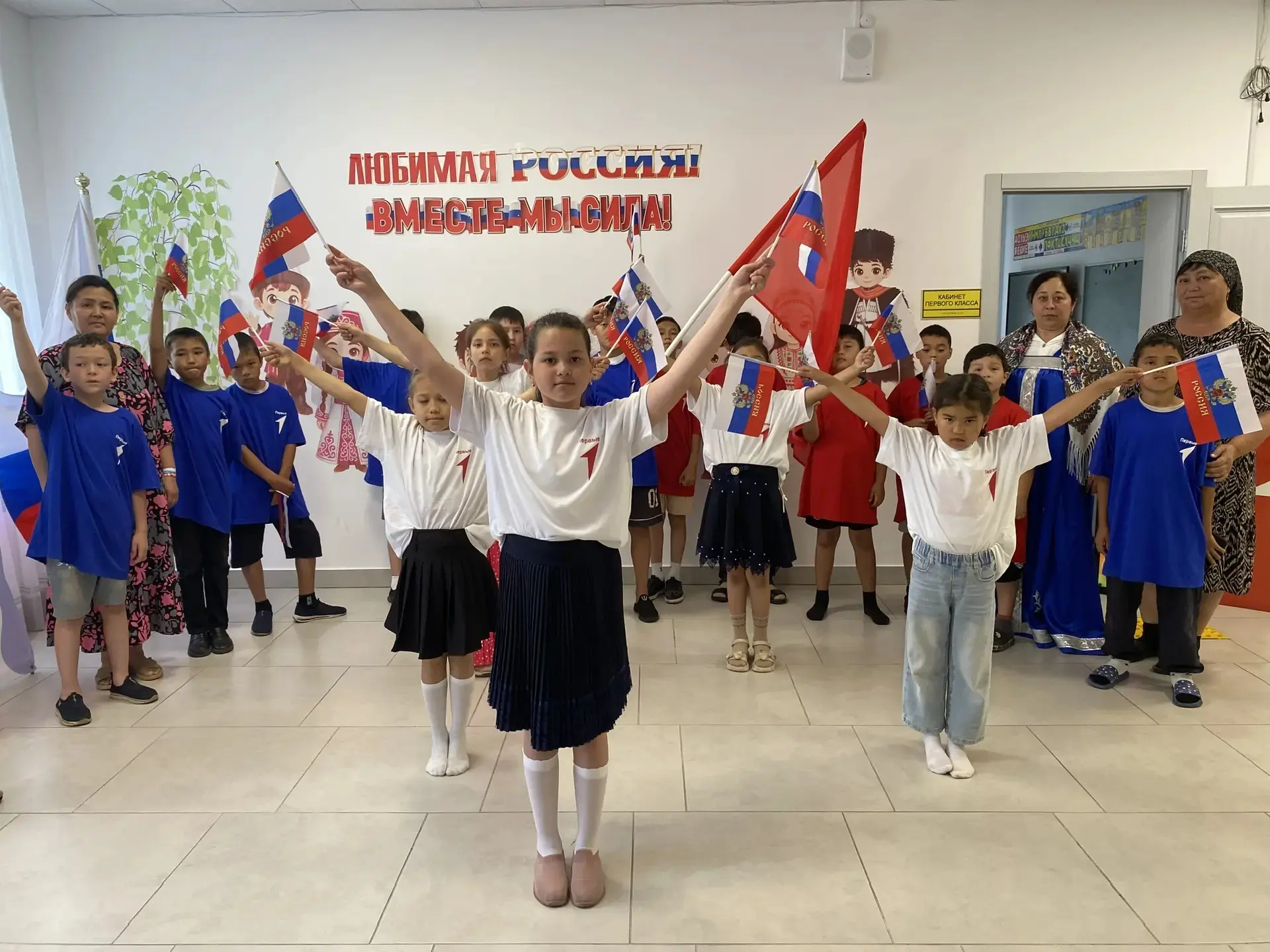 🇷🇺12 июня пришкольный лагерь «Дружба» наполнился особой атмосферой праздника — здесь отмечали День