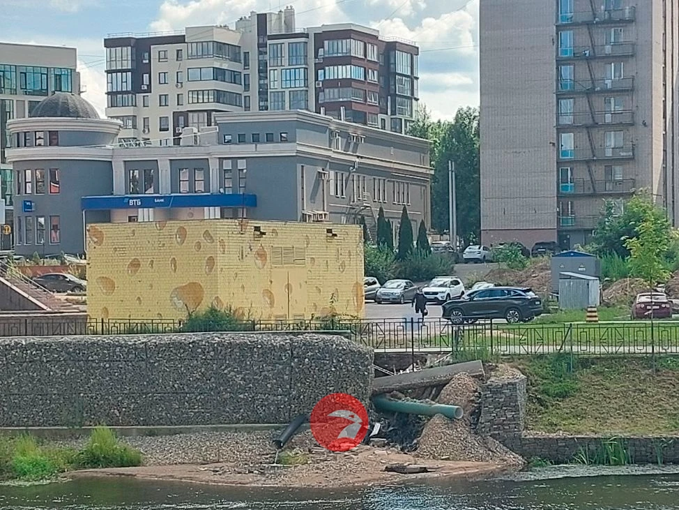 Набережную Уводи опять размыло