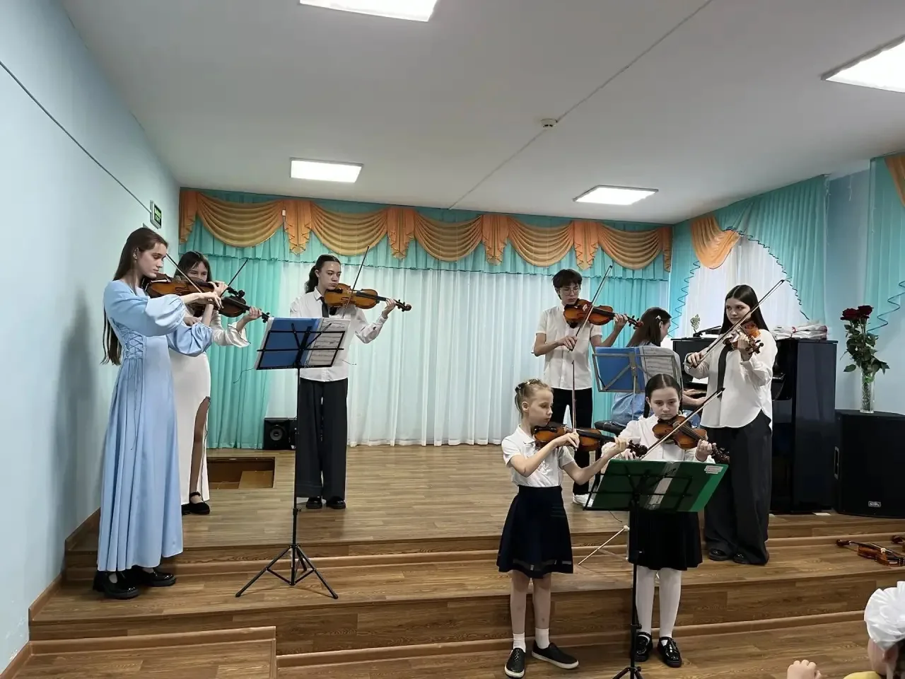18 мая в нашей школе состоялся долгожданный отчётный концерт класса скрипки под руковод...