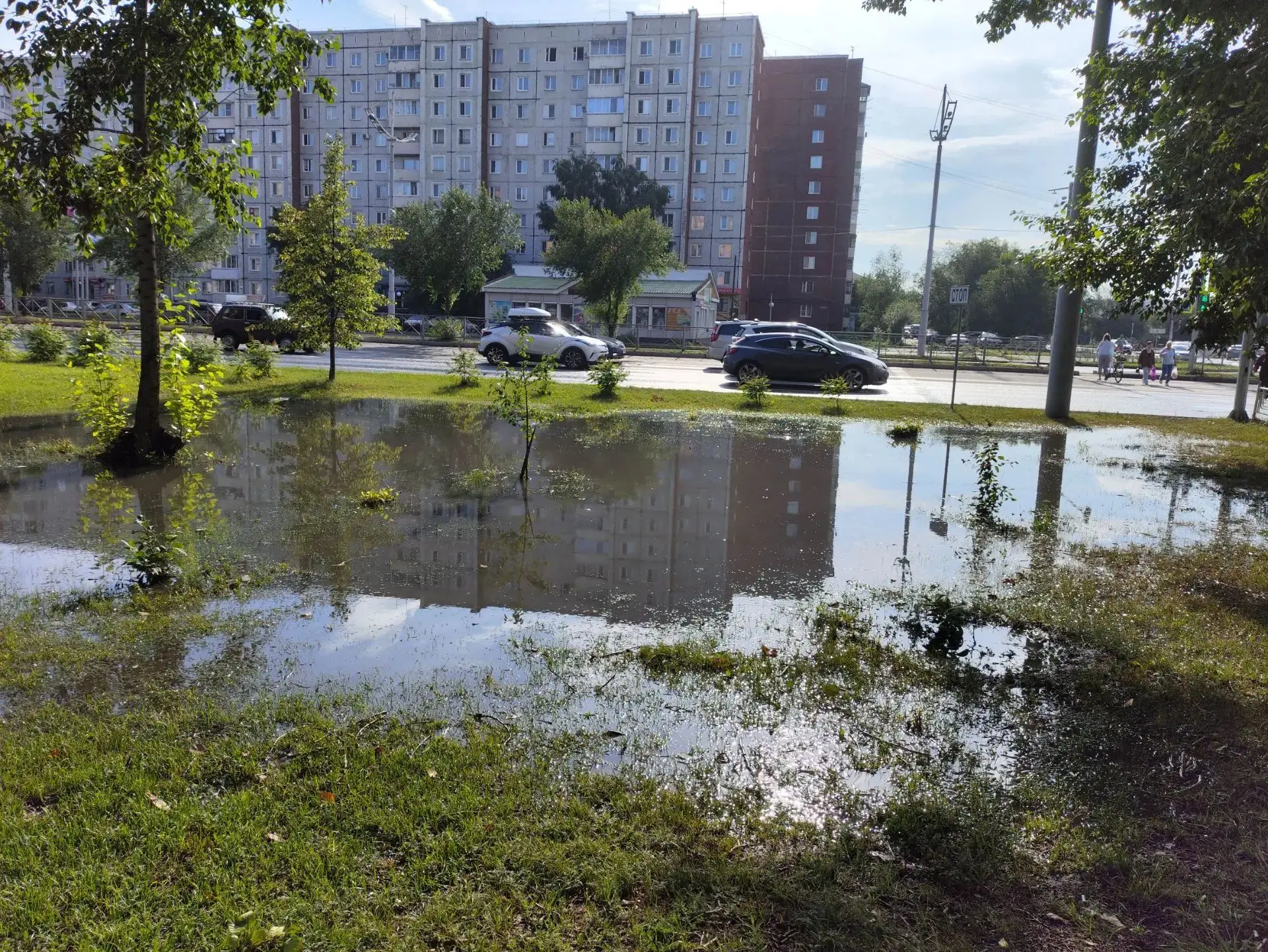 📷📷АБАКАН В ВОДЕ - РАДУЮТСЯ ТОЛЬКО ДЕТИ?
Фото прислали подписчики.