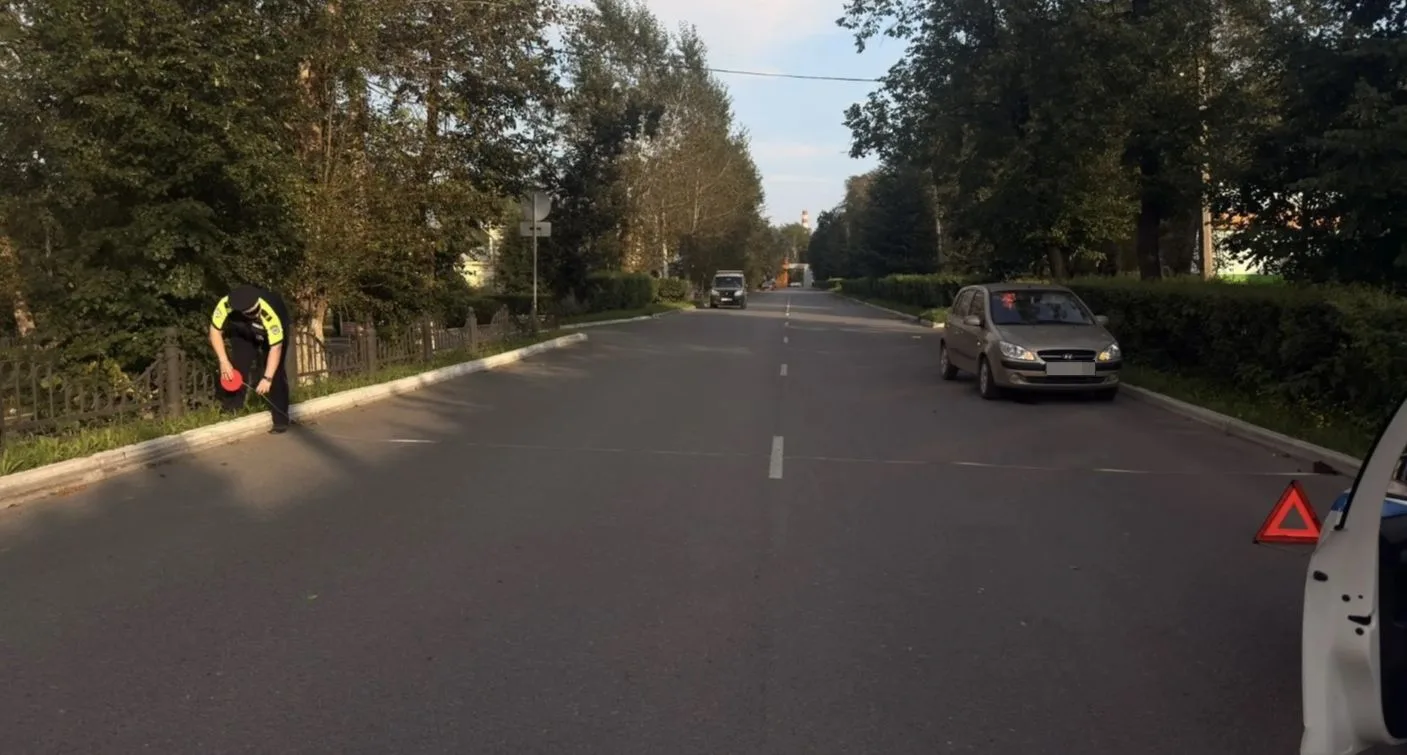 43-летняя женщина-водитель автомобиля «Hyundai Getz» сбила 7-летнюю девочку на ул. Ильича, 8 в Перво