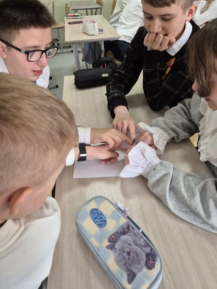 В рамках Недели психологии🧠 для учеников 5 «В» класса❤️ 22 апреля было организовано тренинговое заня