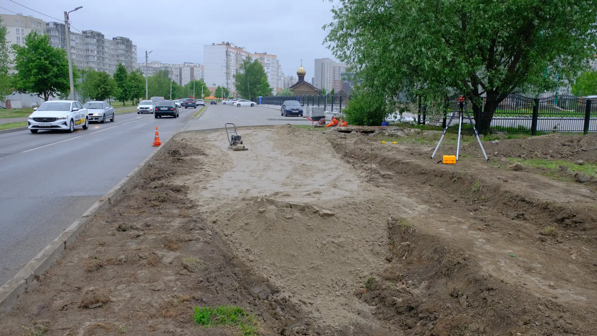 🚧 Сегодня стартовал ремонт проезжей части на ул. Сибирякова и ул. Зелёной, ул. Парадна...