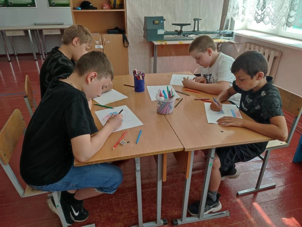Викторина "Гордо реет триколор"