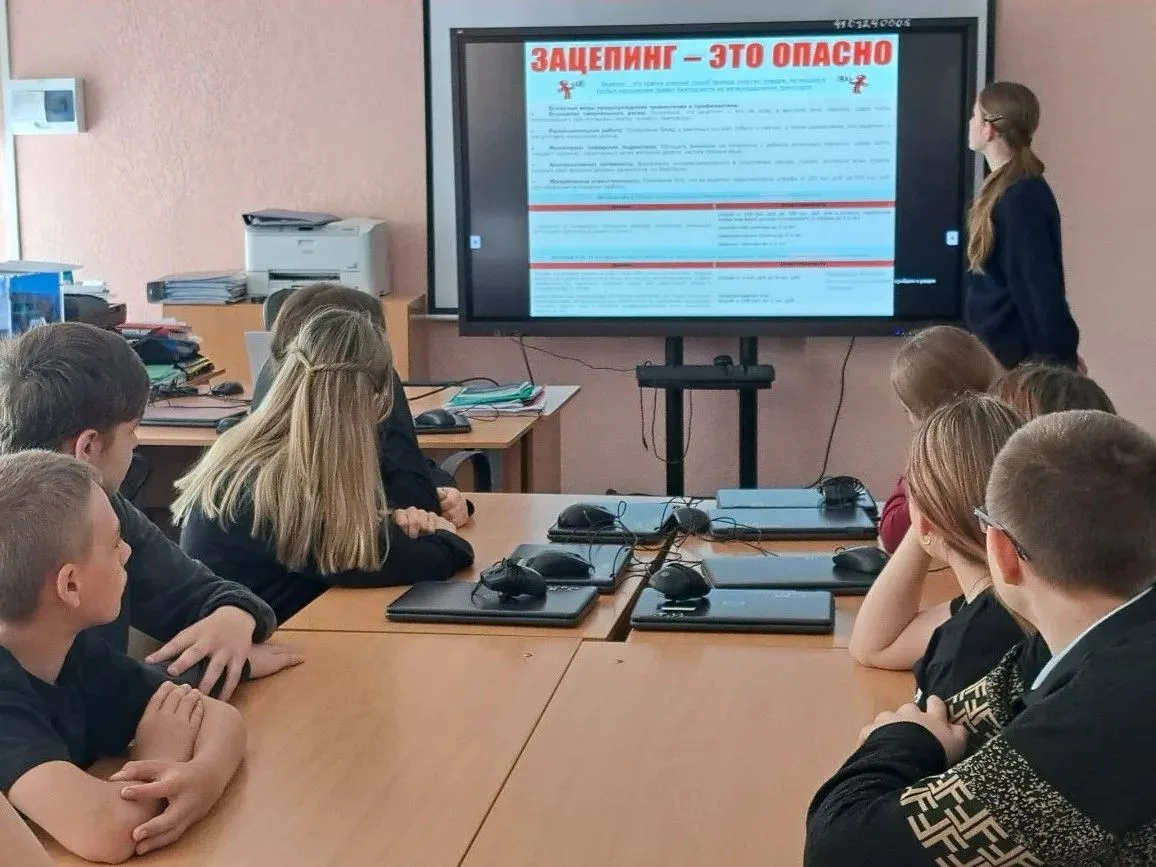 🚨 ВНИМАНИЕ, РЕБЯТА! ЖЕЛЕЗНАЯ ДОРОГА — ТЕРРИТОРИЯ ПОВЫШЕННОЙ ОПАСНОСТИ! 🚨Друзья, желез...