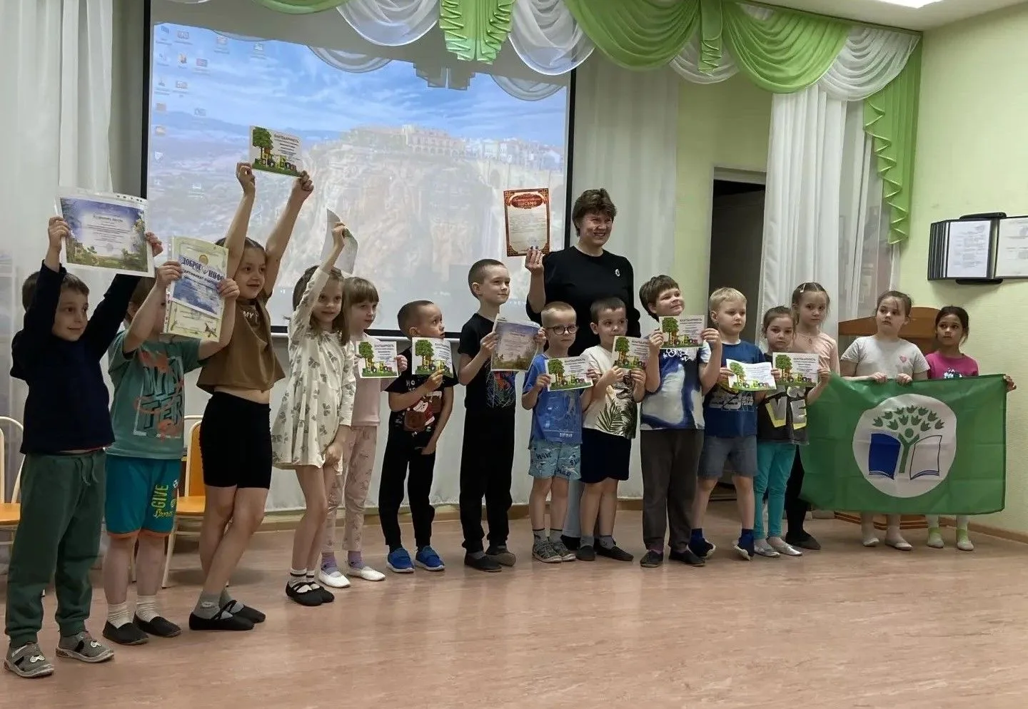 🎉 Большой праздник успеха: подводим итоги и награждаем лучших! 🎉22 мая в нашем детско...