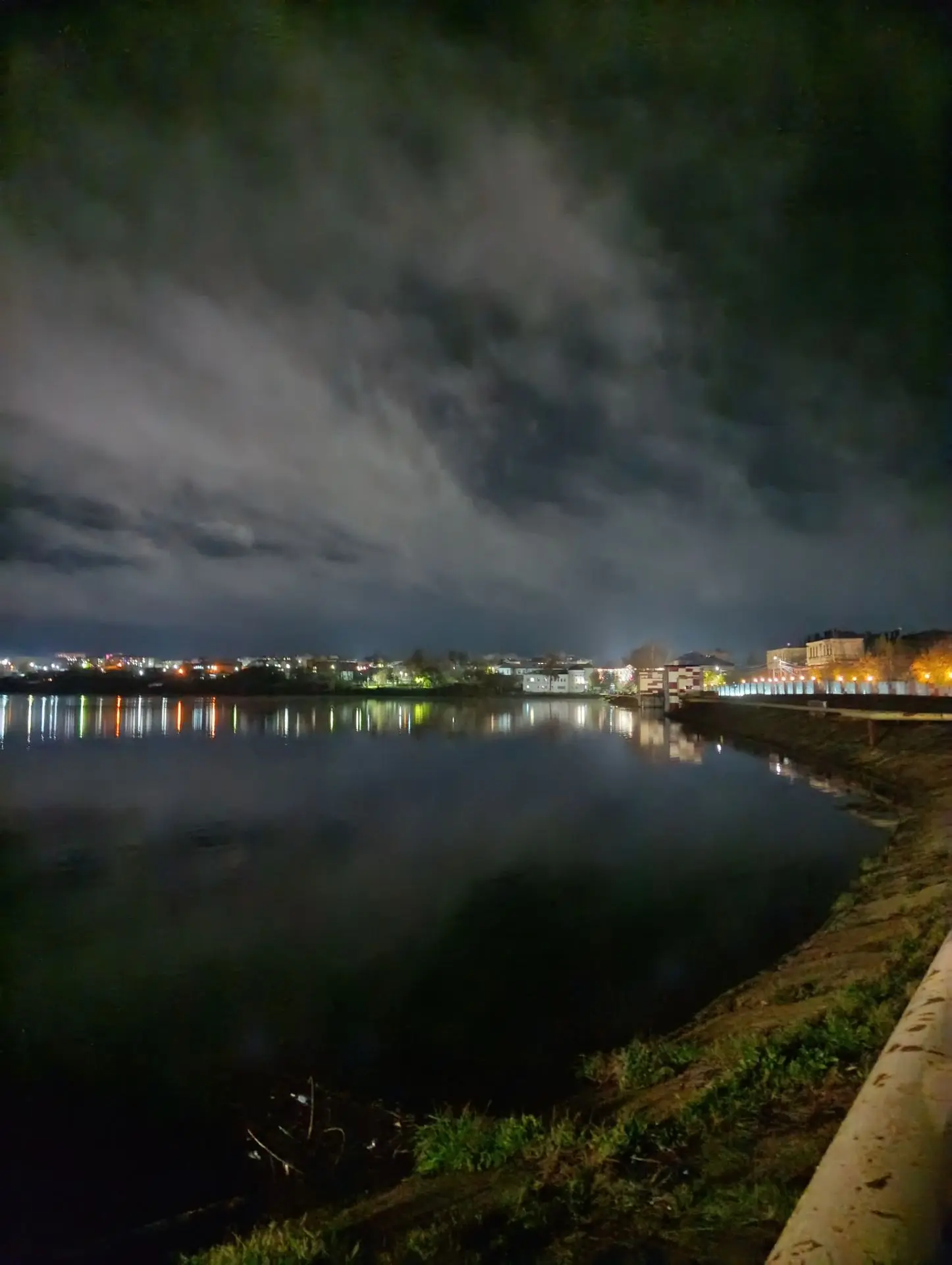 Отлично сегодня погуляли😍. Дошли до Талицкого парка.