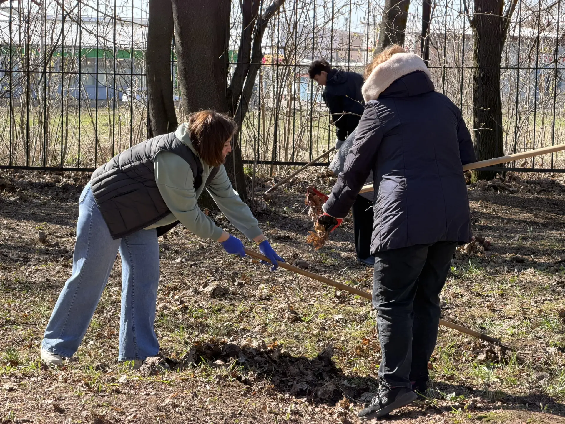 🌿✨ Сегодня в нашем образовательном комплексе прошли субботники! ✨🌿  Хочется выразить огромную благод