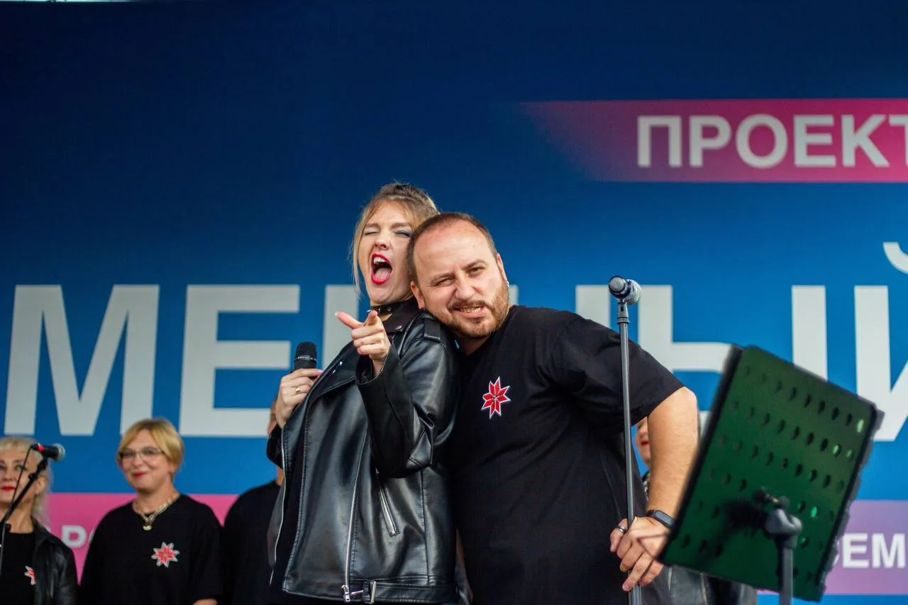 ⚡️В Ижевске состоится бесплатный концерт «Рок по-летнему»

На открытой площадке выступит хор «RECПУБ
