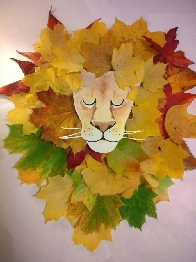 ПОДЕЛКА ИЗ ОСЕННИХ ЛИСТЬЕВ