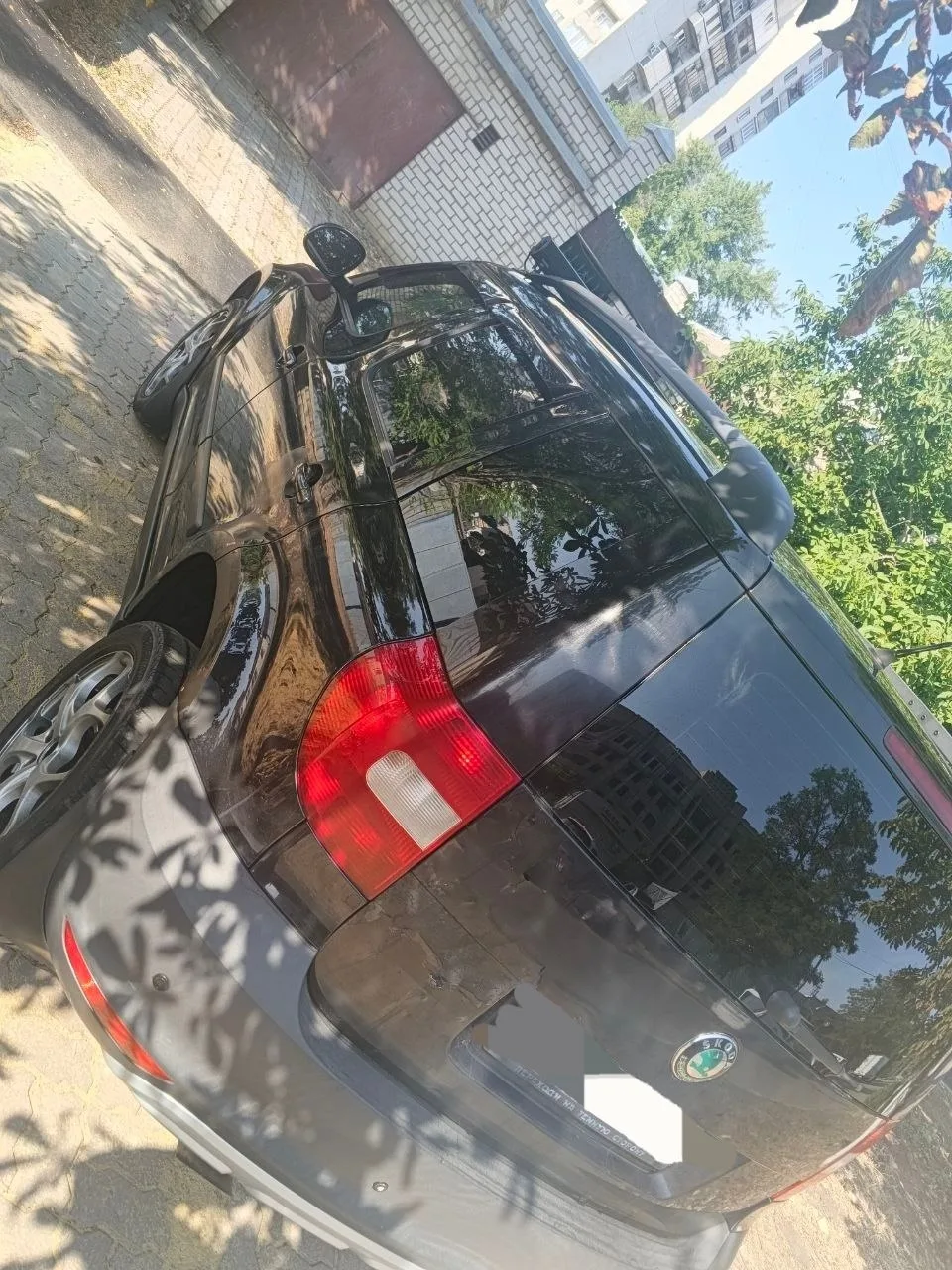 🚙 Skoda Yeti 1.2 Turbo (2010)
⚙️ Техническая часть:
• Двигатель: 1.2 Турбо, 105 л.с. — в отличном с