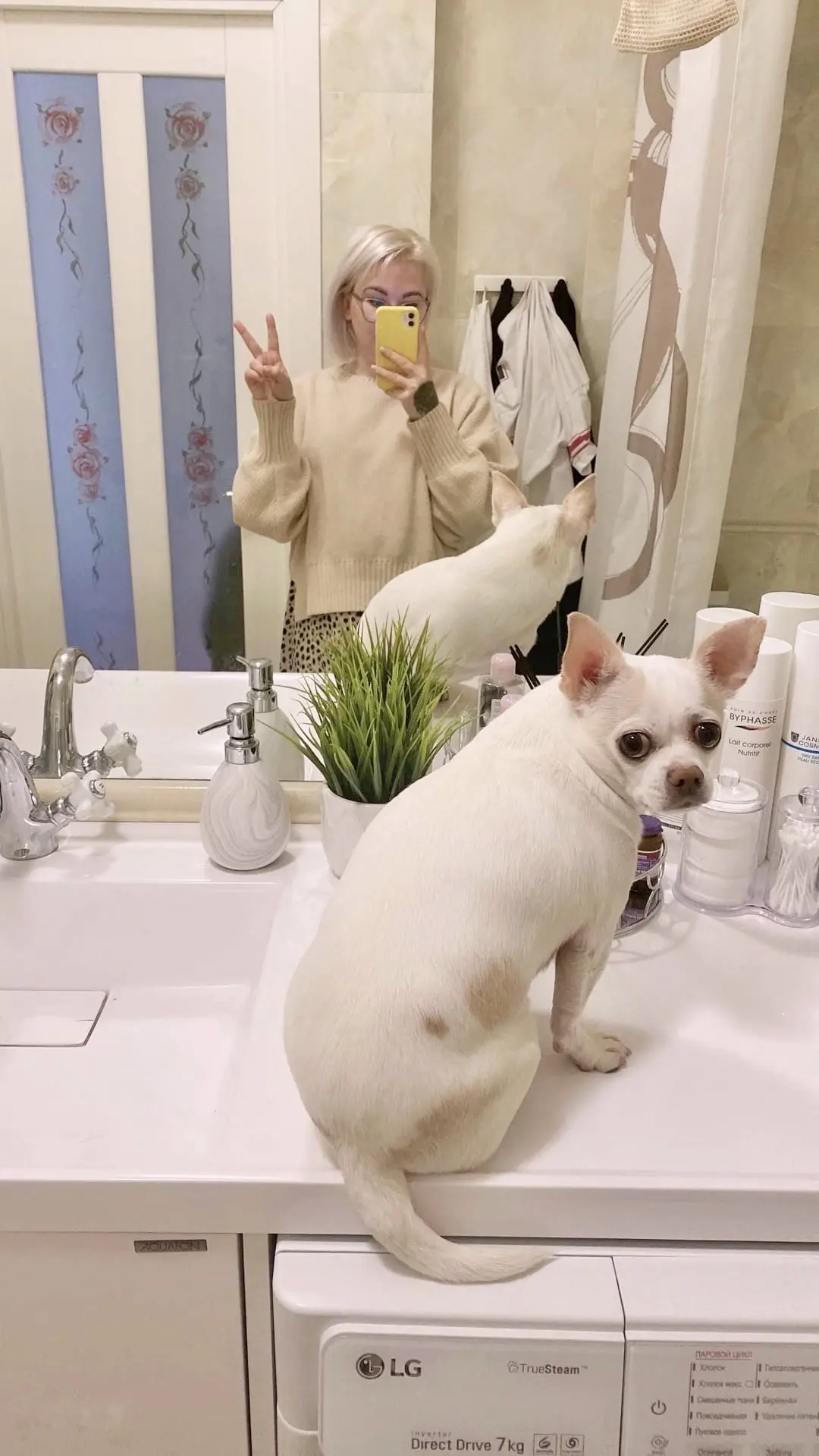 🐾🙈😅