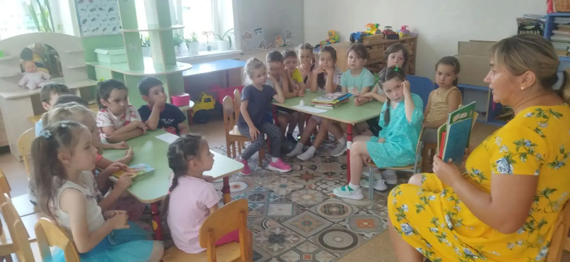 В рамках тематической недели в группах "Крепыш" и "Капельки" прошли мероприятия. Провели викторину "