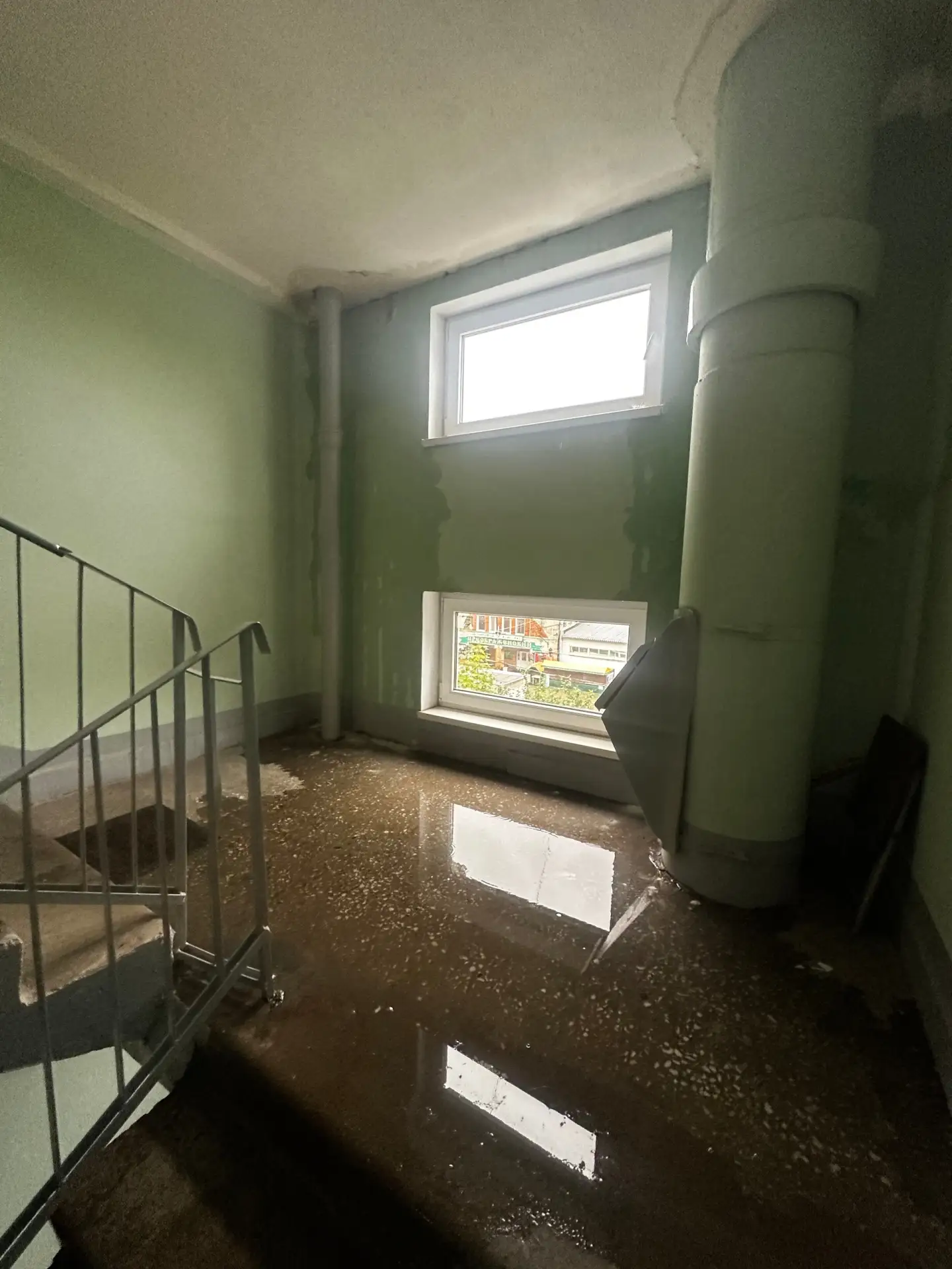 У нас чп сосновая дом 3 подъезд 5