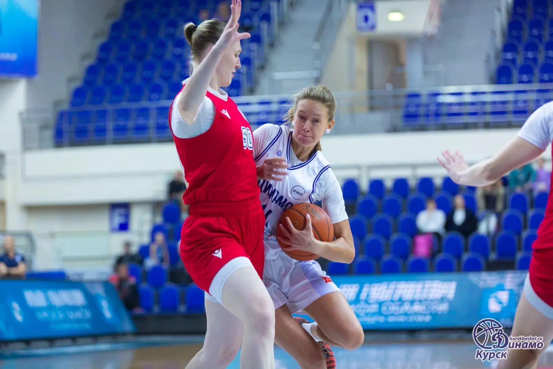 🏀В Курске начались матчи традиционного Кубка Губернатора по баскетболу. Уже более 20 л...