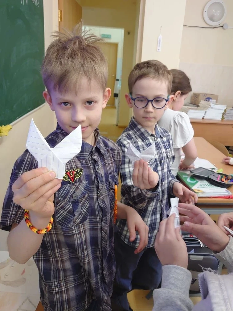 🤝 Неделя дружбы во 2Б: открытия, таланты и тёплая атмосфера  Ребята узнали своих одноклассников с но