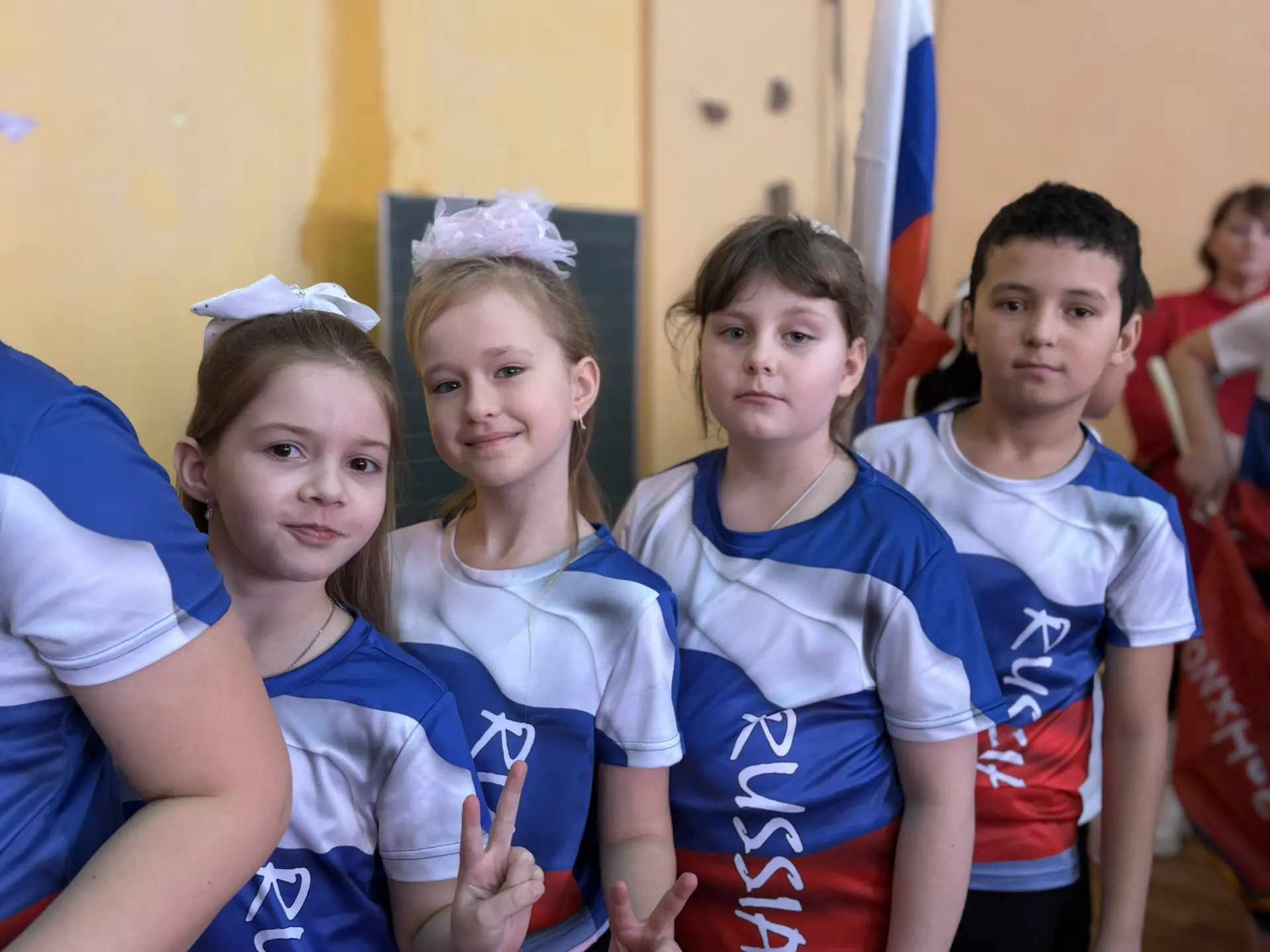 🌟 Во славу Родины поём! 🌟  Сегодня в нашей школе прошёл конкурс военно‑патриотической песни «Во слав