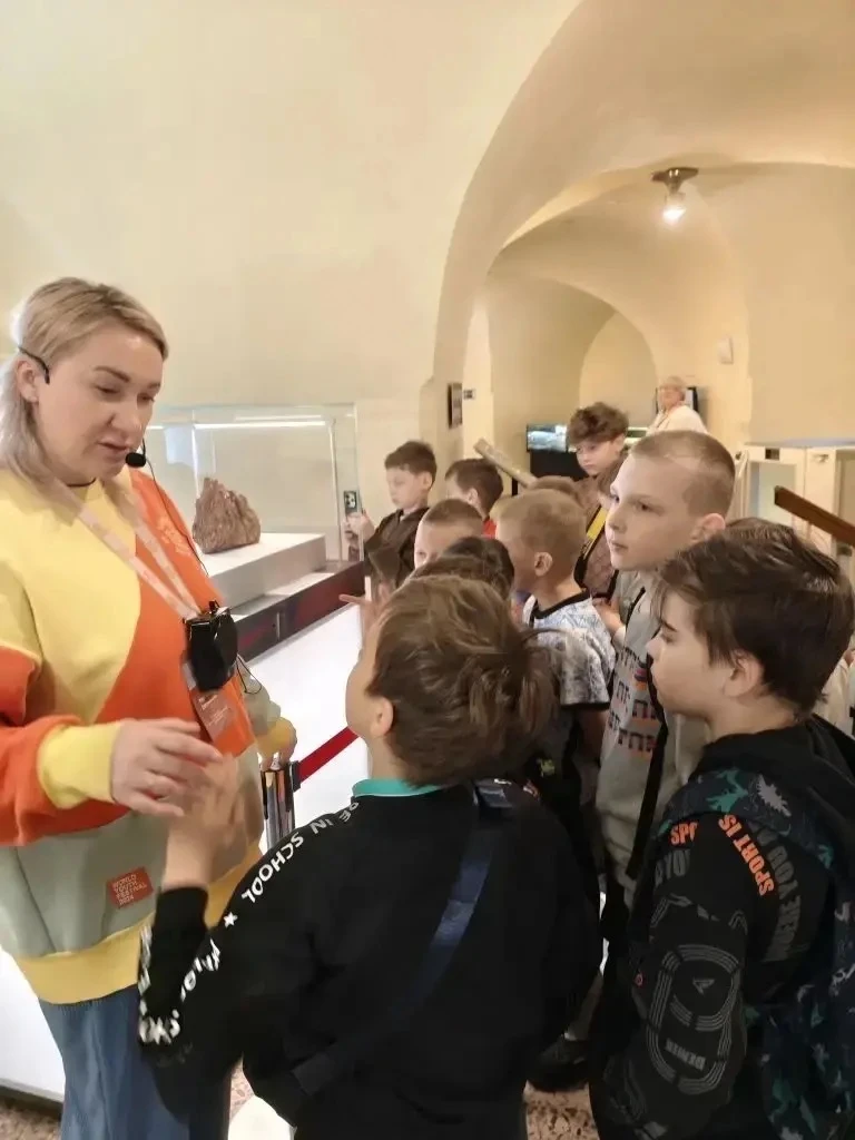 Каникулы с пользой и вдохновением! ✨  Увлекательно проходят весенние каникулы для учеников 2 «В» кла