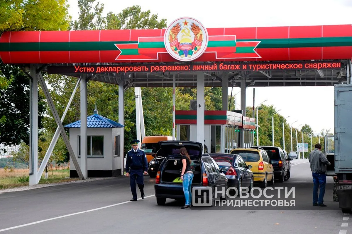 Пистолет Макарова и патроны нашли у водителя на границе