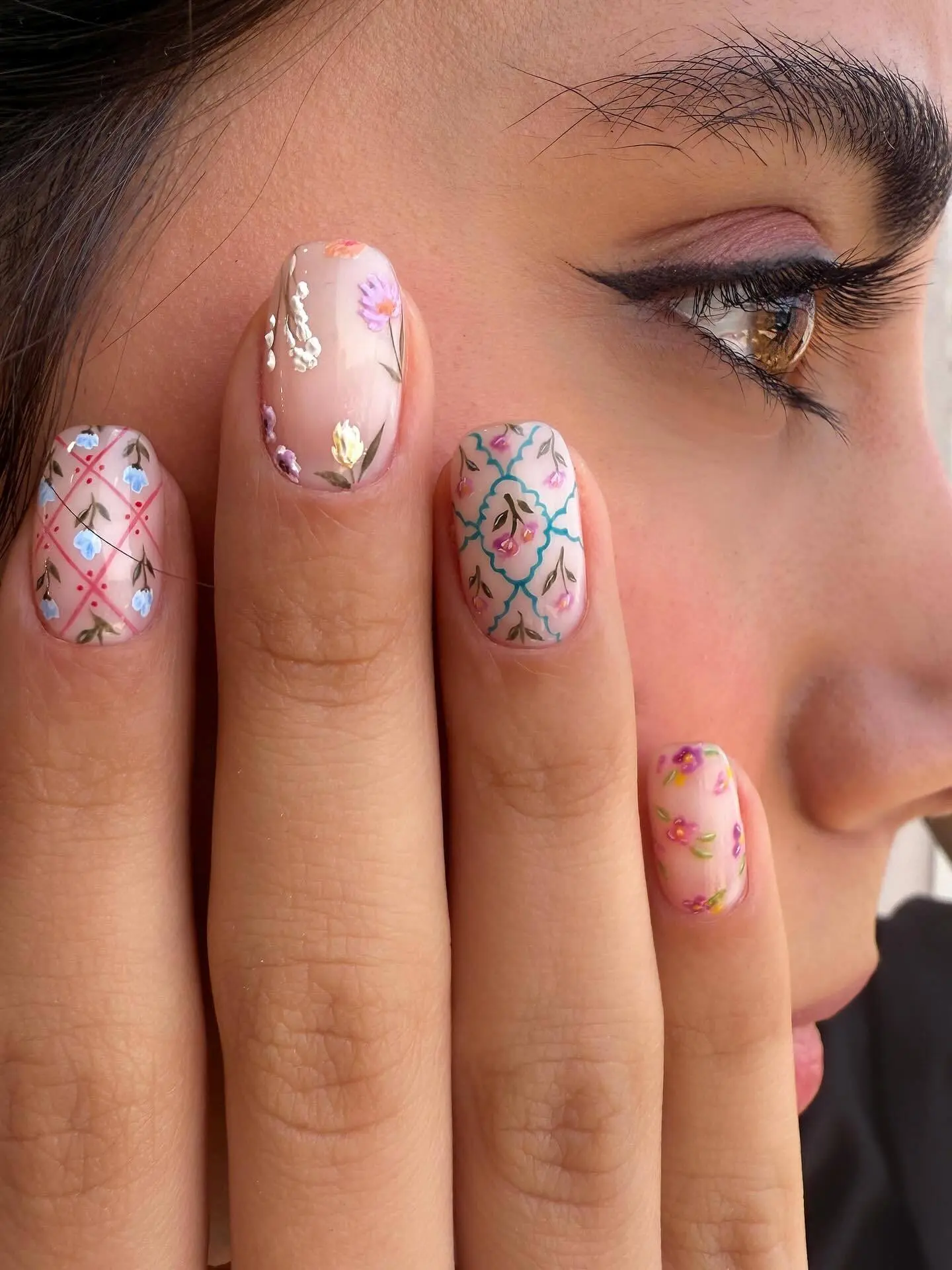 Мастер afrina_beauty_centerr

💅 Ногти