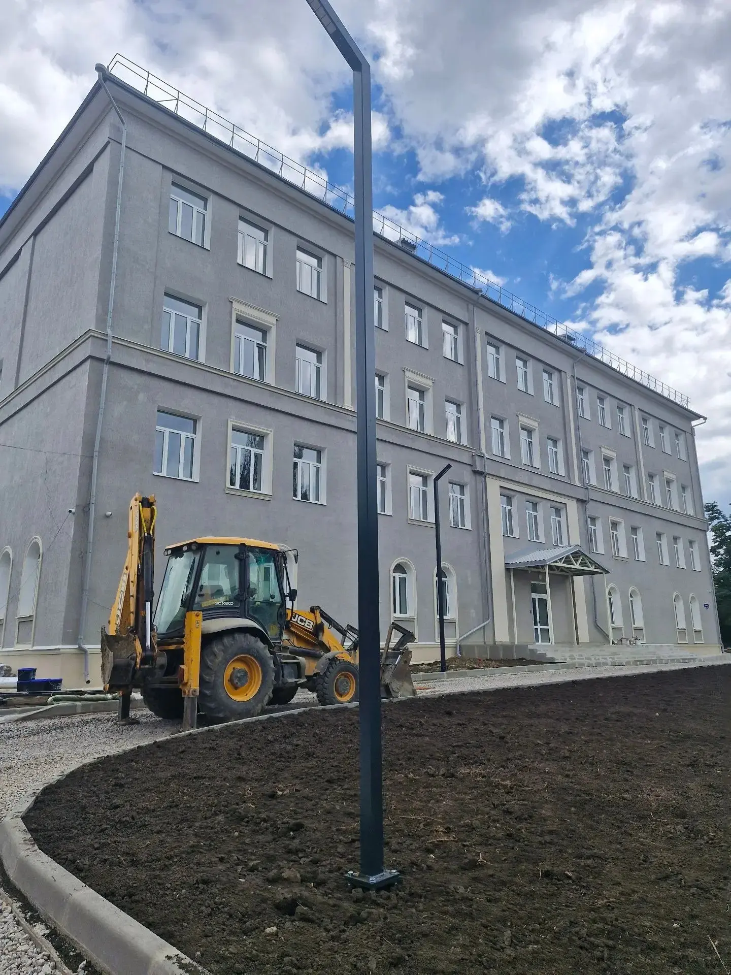 В Мариуполе завершается восстановление Центра детского и юношеского творчества