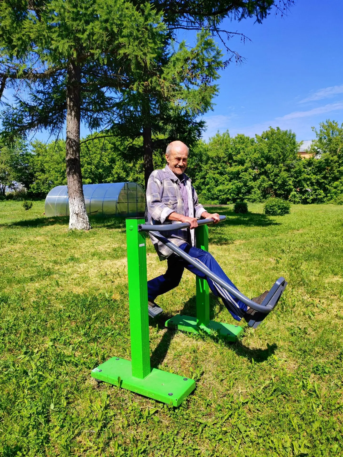 Спортивная площадка -любимое место активного отдыха наших домочадцев 🚴🏋️

Специализированная уличн