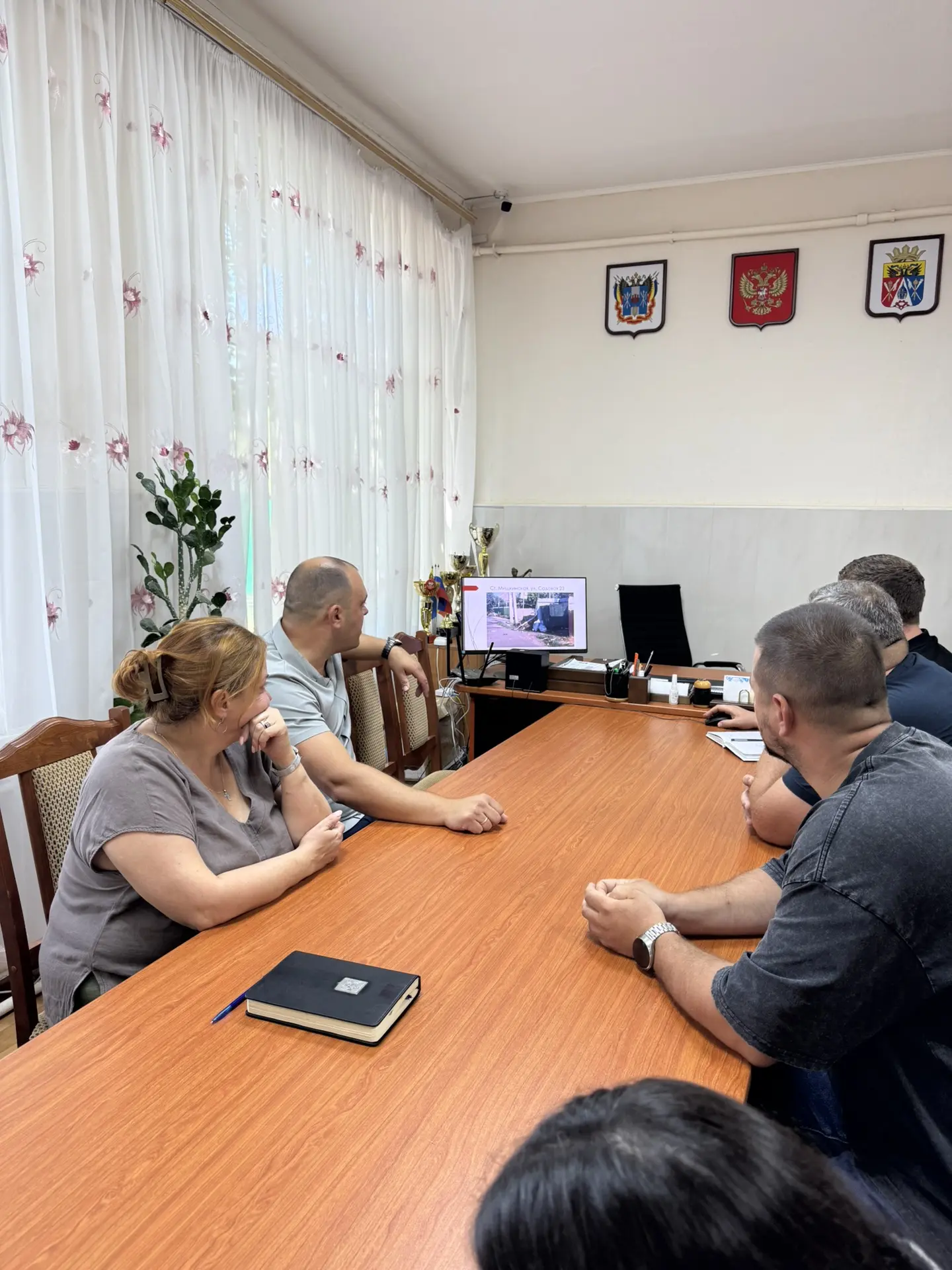 Глава администрации Мишкинского сельского поселения Евгений Анатольевич Шигин провел оп...