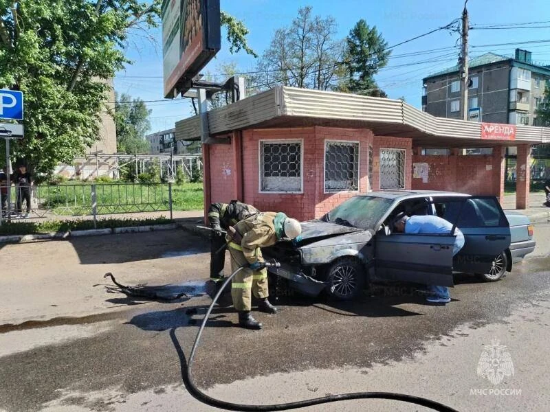 ❗️За сутки сотрудники МЧС России выезжали 17 раз: тушение пожаров, изъятие ВОП и помощь населению   