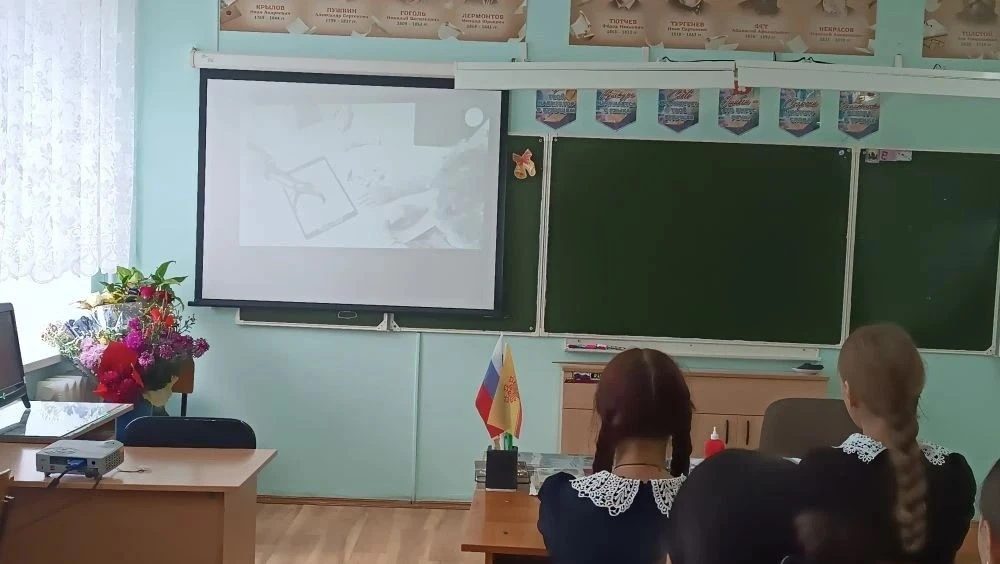 Сегодня для учеников 6-9 классов прошло важное установочное занятие всероссийского проф...