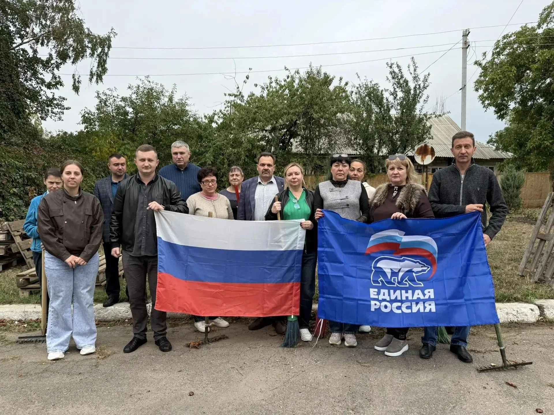 👤 Сотрудники Управы Кировского района присоединились к экологической акции «Чистый чет...