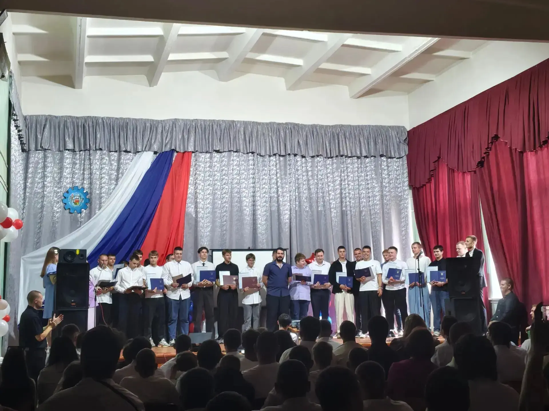 ✨Торжественный день для наших звёздочек! ✨

30 июня 2026 года в Фокинском филиале техникума состоялс