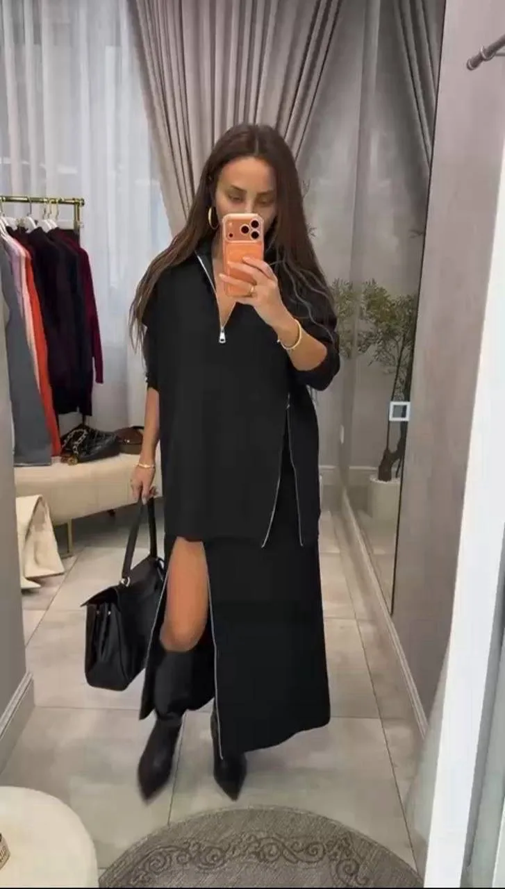 🔥 Распродажа ! 

⚡Стильный костюм двойка 
⚡Ткань: двунитка
⚡Размеры: (44-46)(48-50)
⚡Цена: 350 рубл
