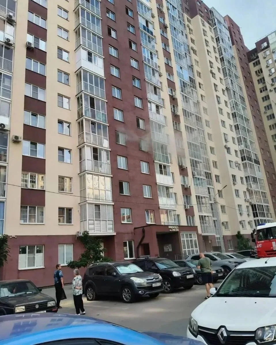 🔥 Сегодня в ЖК «Волна» загорелась квартира

Пожарные быстро ликвидировали возгорание, обошлось без 