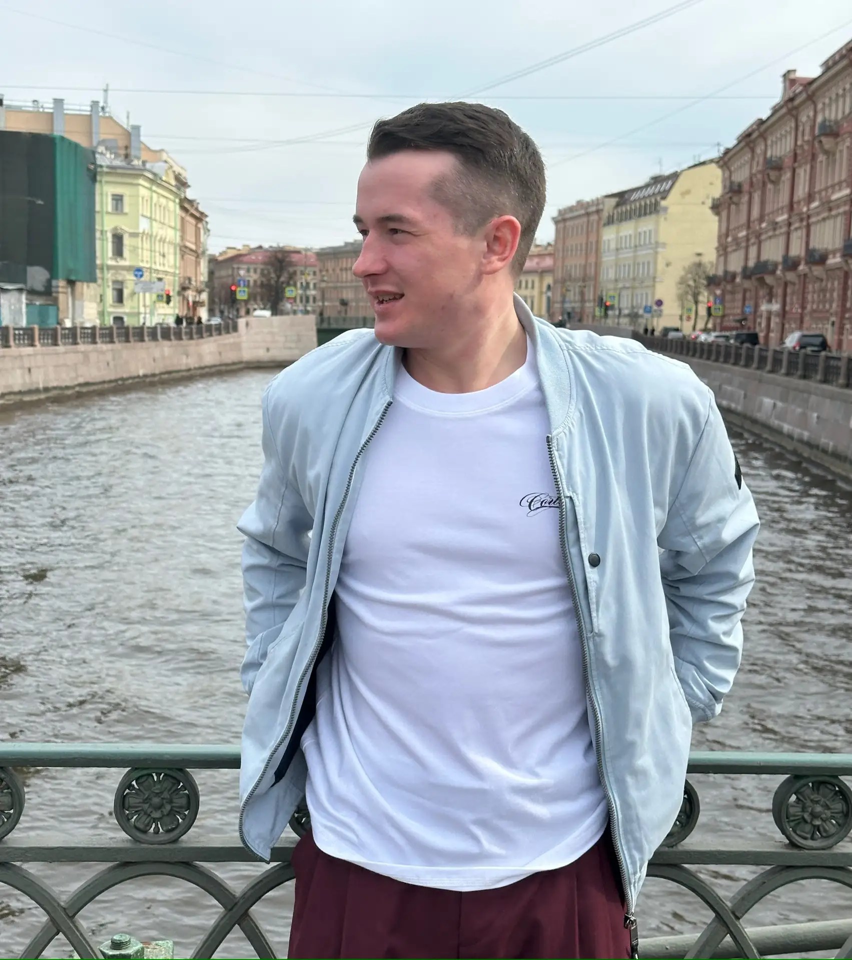 Давно не появлялся, улетел в небольшой тур от Воткинска до Питера