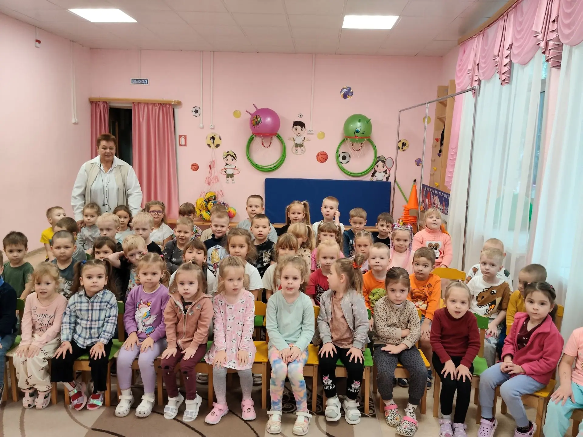 🎭 Театр «Тутти» в детском саду: как «Маша и медведи» превращают спектакль в урок добро...