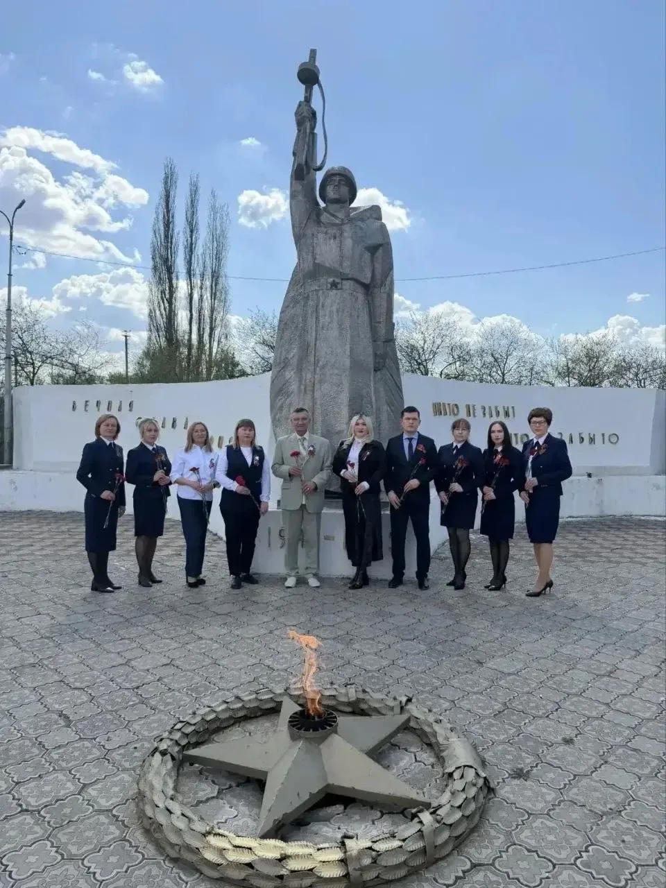 ⚖️Коллектив Благоварского межрайонного суда и мировые судьи почтили память героев Велик...