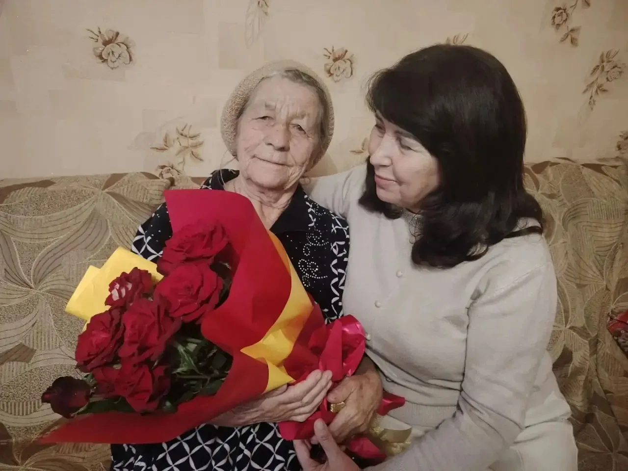 Сегодня свой 90-летний юбилей отметила замечательная жительница села Журавского, дитя в...