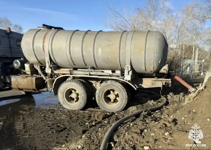 Водоснабжение полностью восстановлено в городе Ак-Довурак  Ремонтно - восстановительные работы на ме